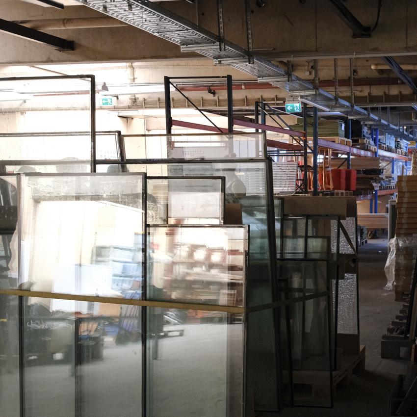 WIEBKE AHUES IN SECOND BAU BEIRAT